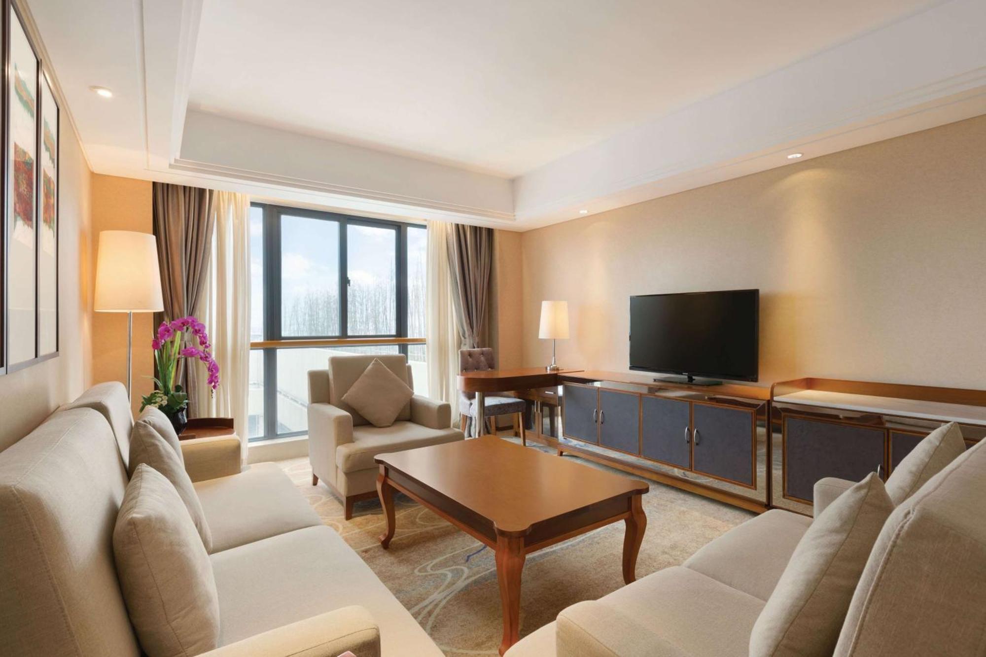 Готель Ramada Nanjing Нанкін Екстер'єр фото